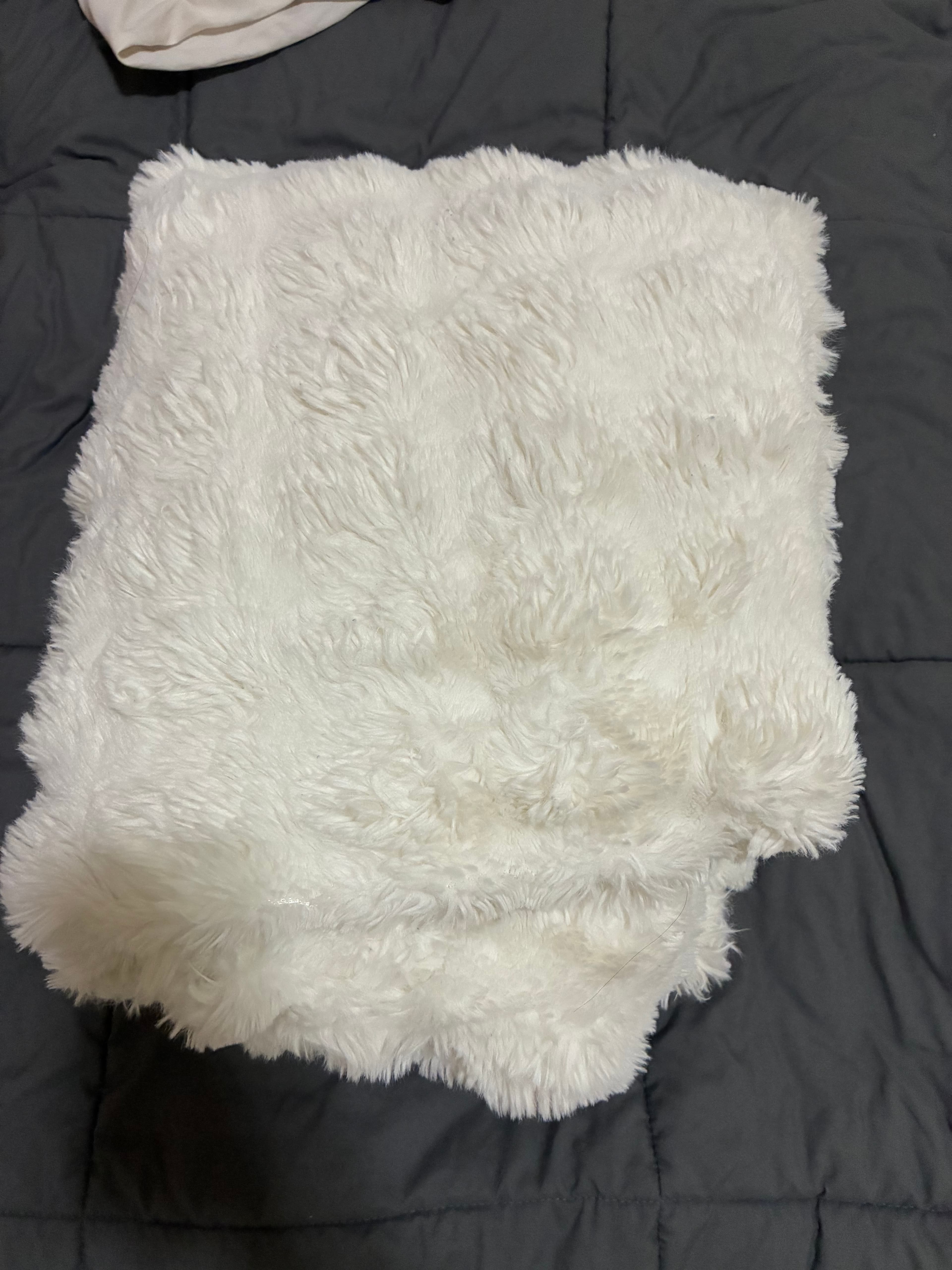 White Fleece Blanket